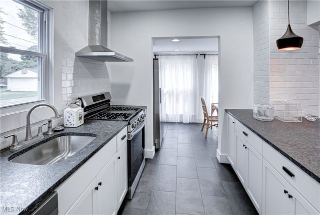 9605 Baltic Road, Cleveland, OH 44102