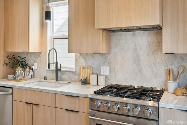 616 Silliman Street, San Francisco, CA 94134