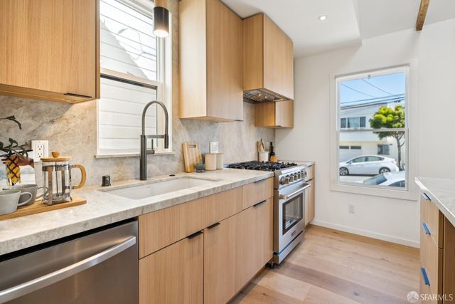 616 Silliman Street, San Francisco, CA 94134