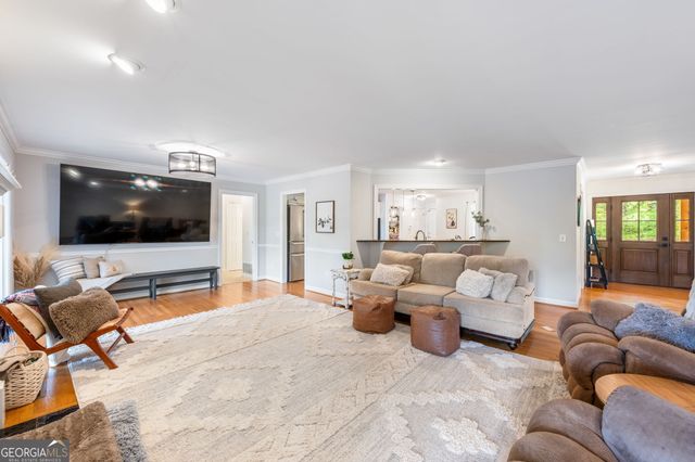 570 Martin Mill Road, Moreland, GA 30259