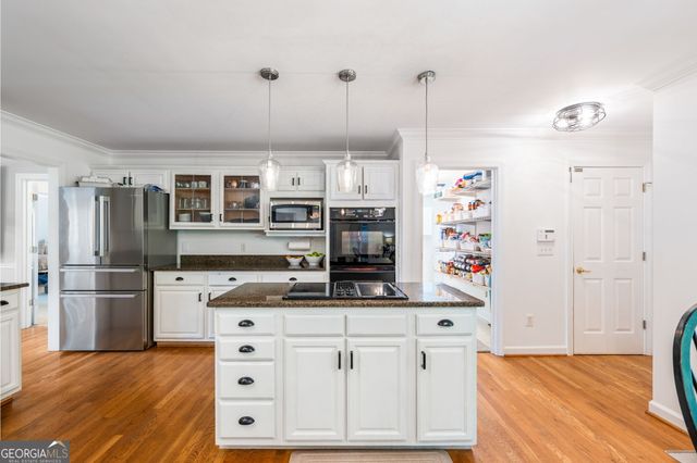 570 Martin Mill Road, Moreland, GA 30259