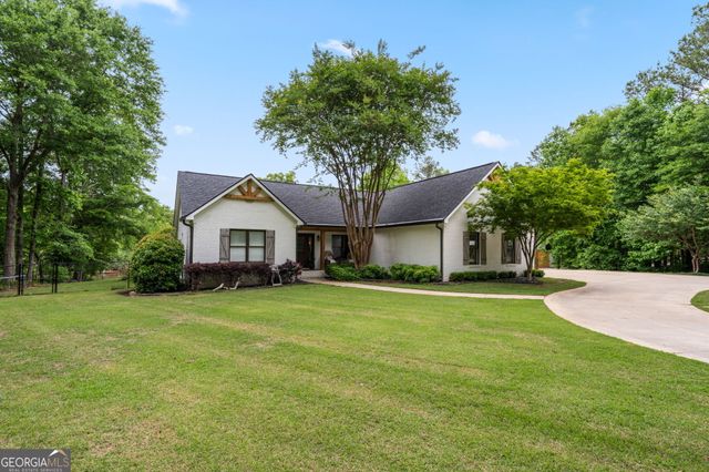 570 Martin Mill Road, Moreland, GA 30259