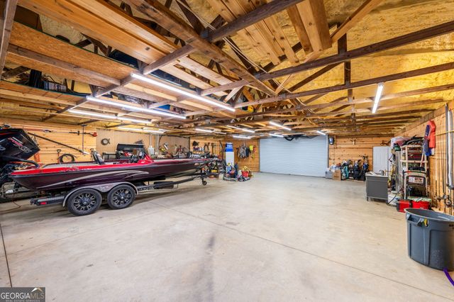 570 Martin Mill Road, Moreland, GA 30259