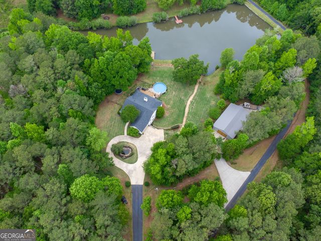 570 Martin Mill Road, Moreland, GA 30259