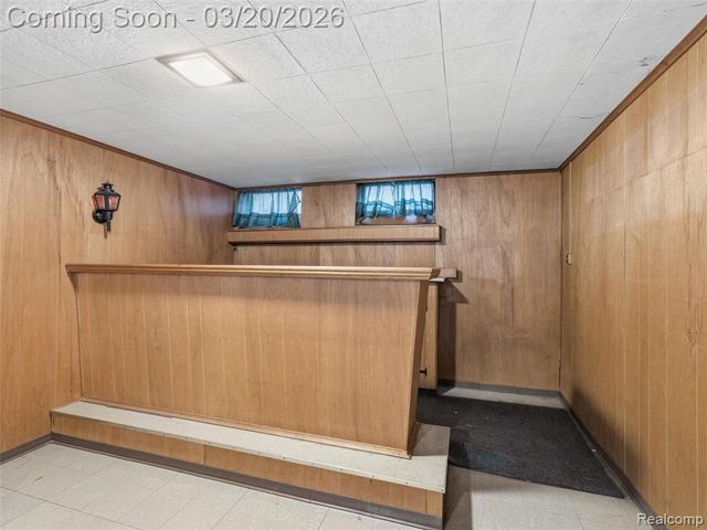 23530 Blackett Avenue, Warren, MI 48089