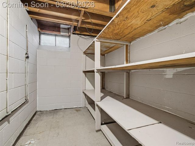 23530 Blackett Avenue, Warren, MI 48089