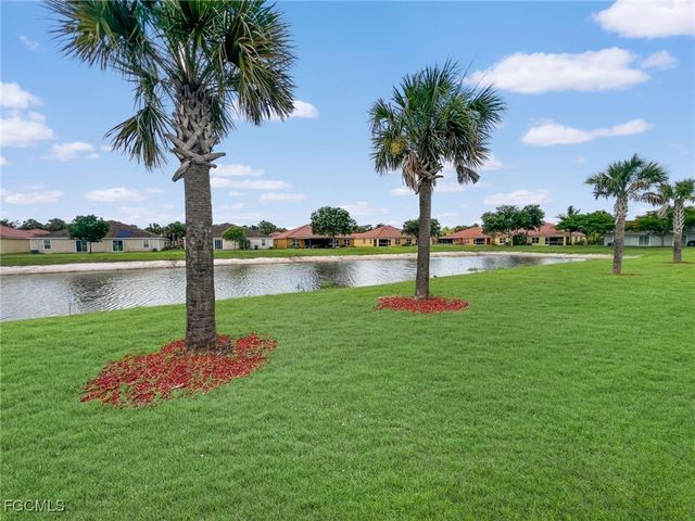 18273 Gibraltar LN, Lehigh Acres, FL 33936