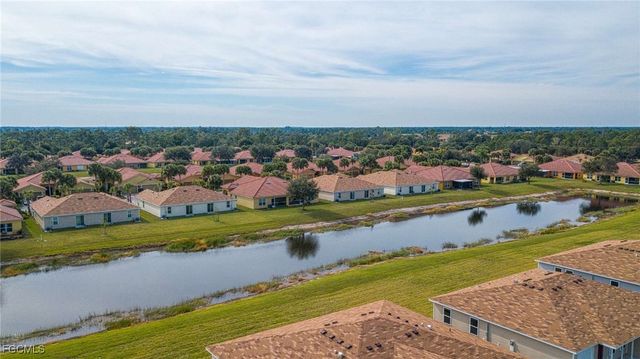 18273 Gibraltar LN, Lehigh Acres, FL 33936