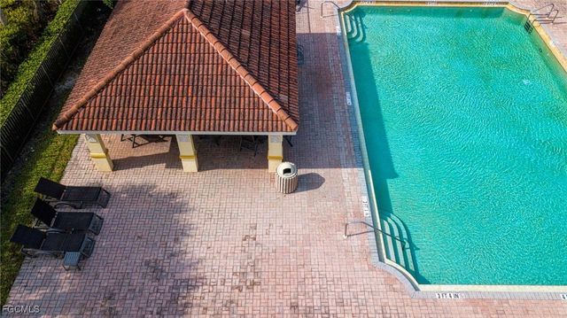 18273 Gibraltar LN, Lehigh Acres, FL 33936