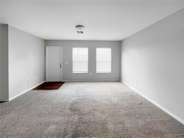 18273 Gibraltar LN, Lehigh Acres, FL 33936