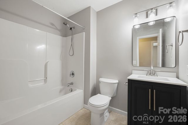 76 Selwyn Road, Asheville, NC 28806