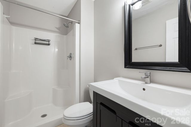 76 Selwyn Road, Asheville, NC 28806