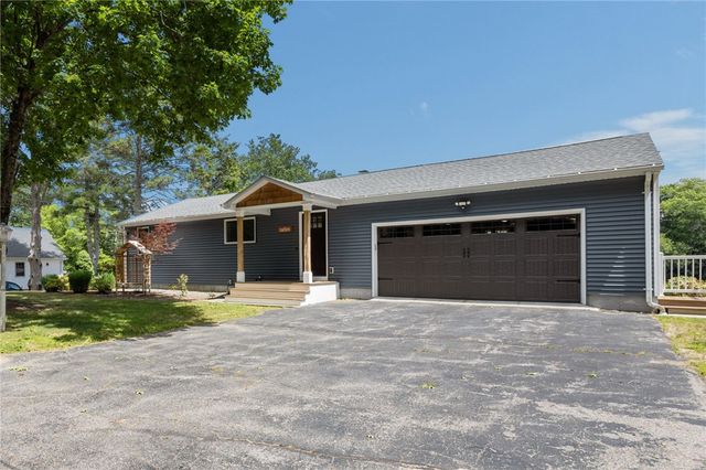 14 Pine Tree Road, Coventry, RI 02816