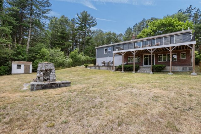 14 Pine Tree Road, Coventry, RI 02816