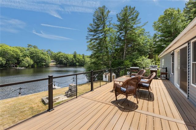 14 Pine Tree Road, Coventry, RI 02816