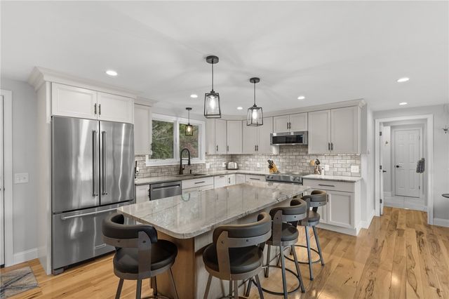 14 Pine Tree Road, Coventry, RI 02816