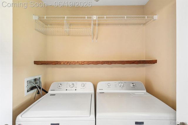 9787 York Woods Drive, York Charter Township, MI 48176