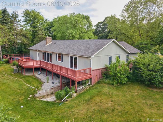 9787 York Woods Drive, York Charter Township, MI 48176