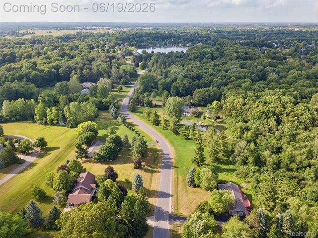 9787 York Woods Drive, York Charter Township, MI 48176