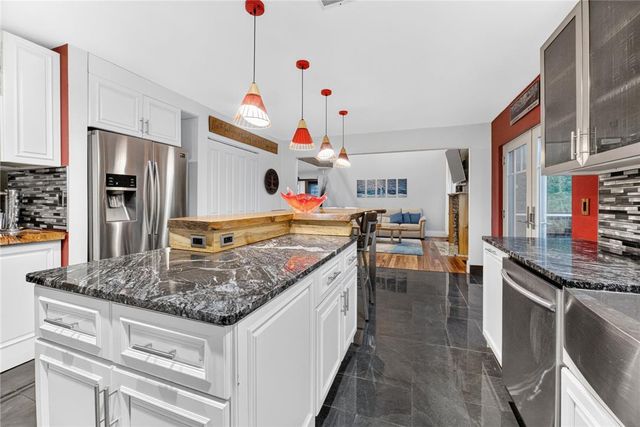 6840 Scenic View Drive, Lower Macungie Twp, PA 18062