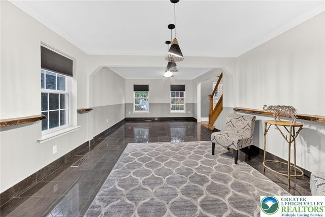 6840 Scenic View Drive, Lower Macungie Twp, PA 18062