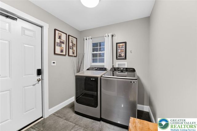 6840 Scenic View Drive, Lower Macungie Twp, PA 18062