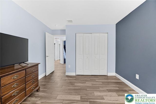 6840 Scenic View Drive, Lower Macungie Twp, PA 18062