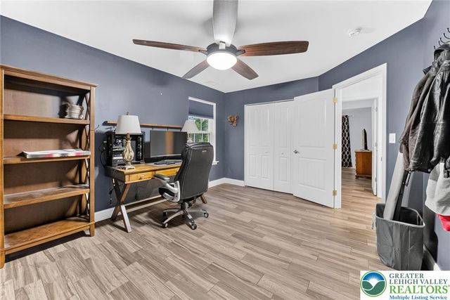 6840 Scenic View Drive, Lower Macungie Twp, PA 18062