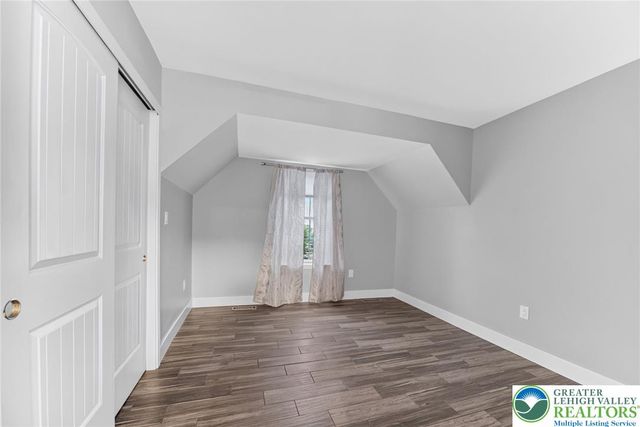 6840 Scenic View Drive, Lower Macungie Twp, PA 18062