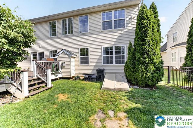 6840 Scenic View Drive, Lower Macungie Twp, PA 18062