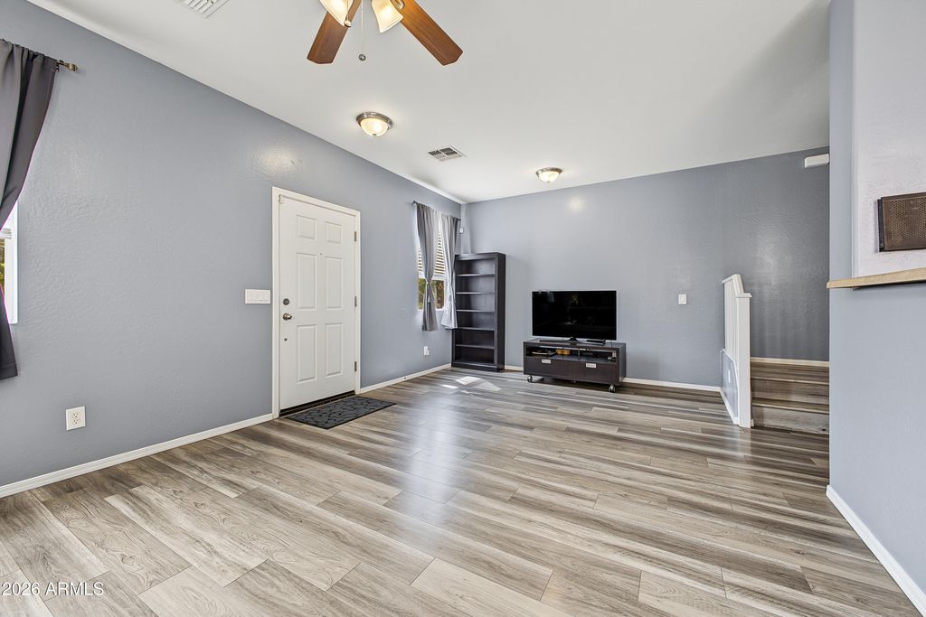 5318 W ALBENIZ Place, Phoenix, AZ 85043 — photo 3