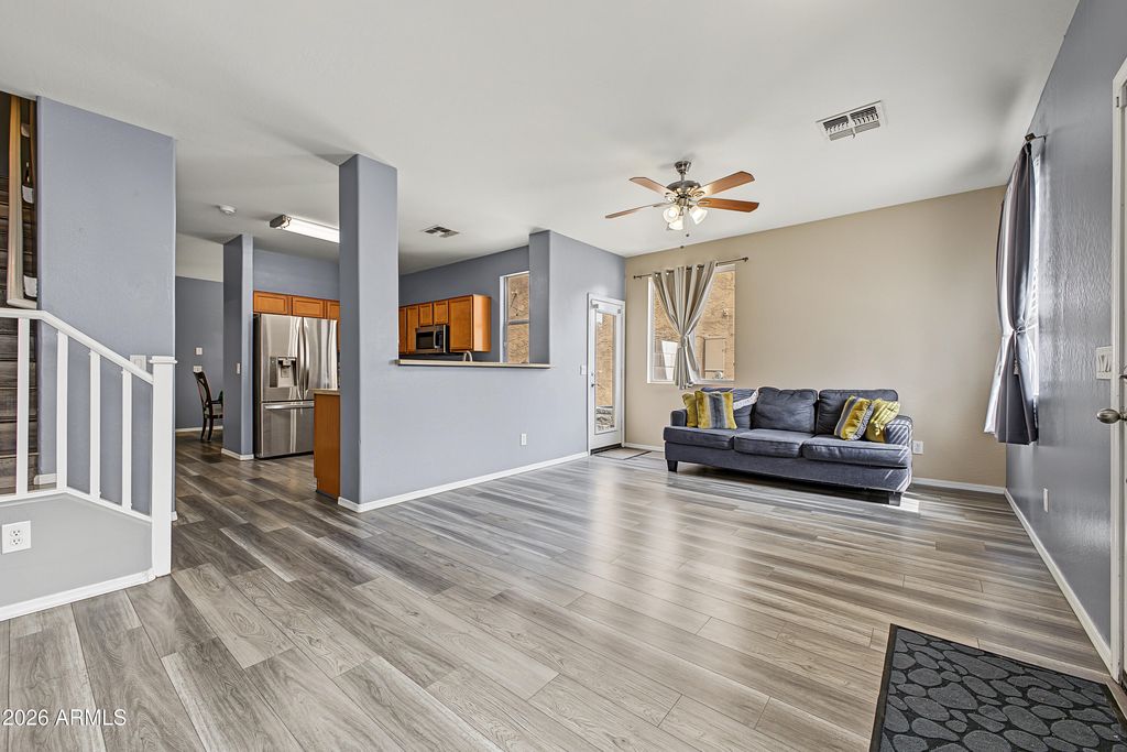 5318 W ALBENIZ Place, Phoenix, AZ 85043 — photo 4