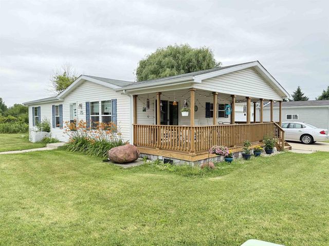 W208N11438 Brookside Drive ##R30, Germantown, WI 53022