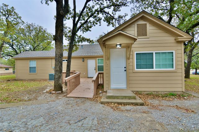 2605 Coble Court, Bedford, TX 76021