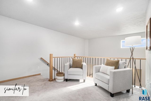 2405 E Jetty Pl Place, Sioux Falls, SD 57108