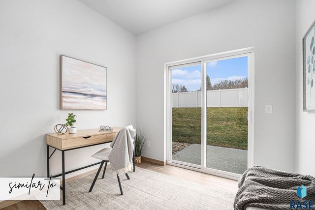 2405 E Jetty Pl Place, Sioux Falls, SD 57108