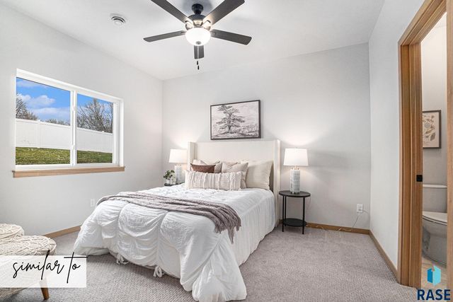 2405 E Jetty Pl Place, Sioux Falls, SD 57108