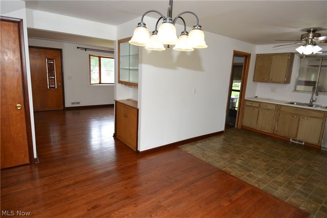 3713 Grafton Road, Brunswick, OH 44212