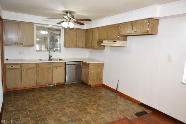 3713 Grafton Road, Brunswick, OH 44212