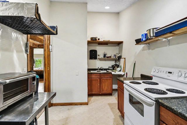 20 E Remus Road, Mount Pleasant, MI 48858