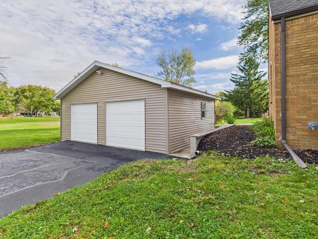 13660 W Burleigh ROAD, Brookfield, WI 53005