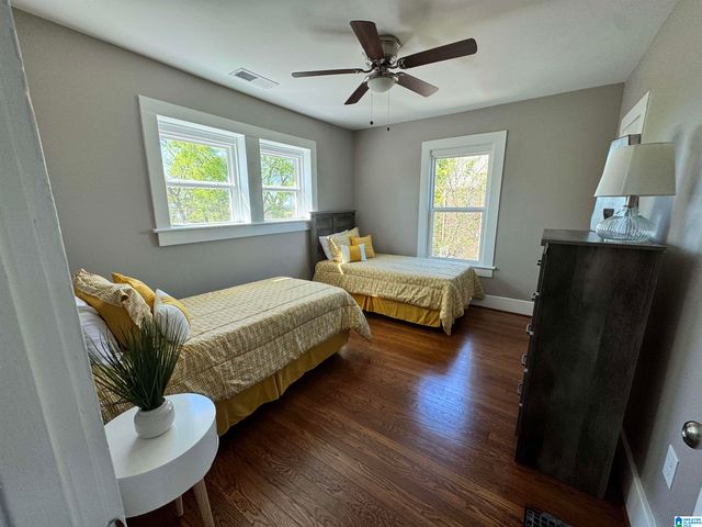 1014 5TH STREET W, Birmingham, AL 35204