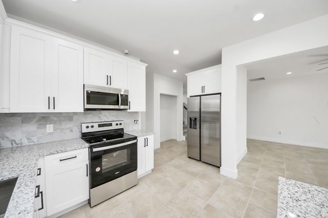 1189 County Road 5100, Cleveland, TX 77327