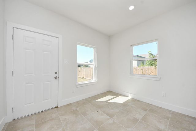 1189 County Road 5100, Cleveland, TX 77327