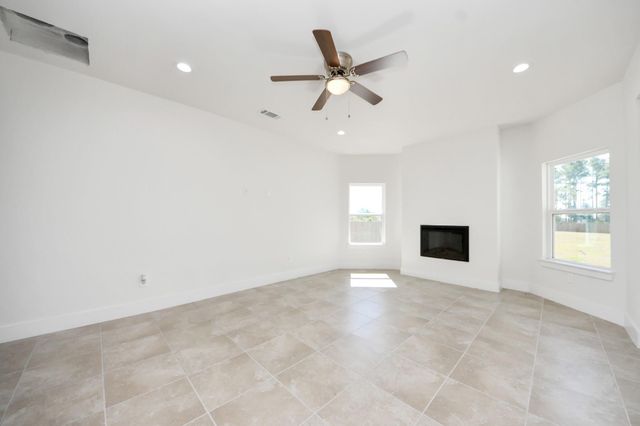 1189 County Road 5100, Cleveland, TX 77327
