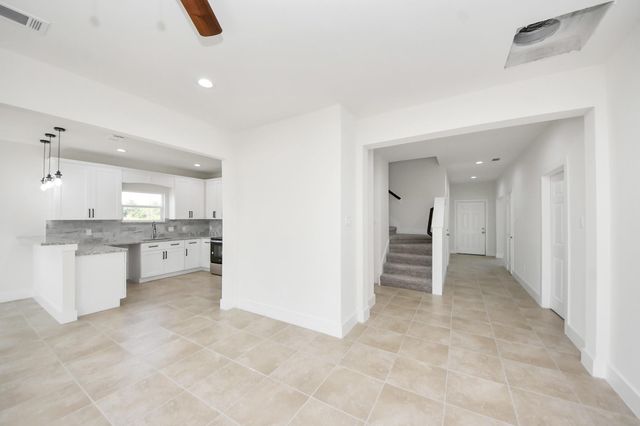 1189 County Road 5100, Cleveland, TX 77327