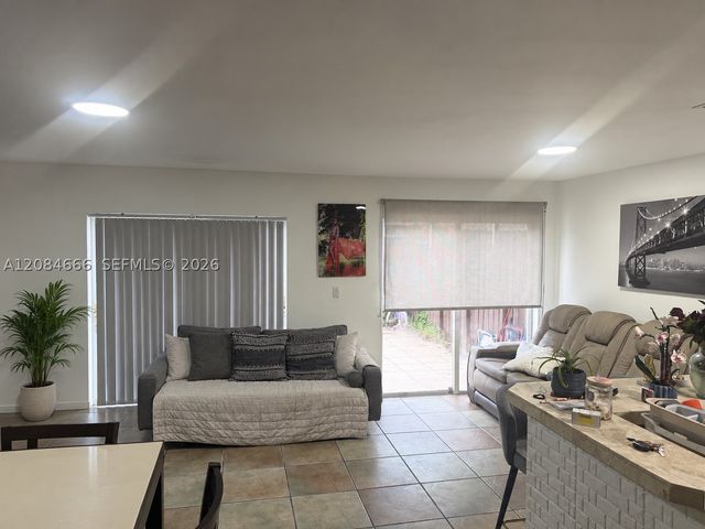 13917 SW 175th Ter, Miami, FL 33177