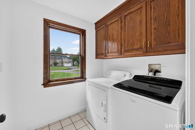 18 Old Parish Drive, South Windsor, CT 06074