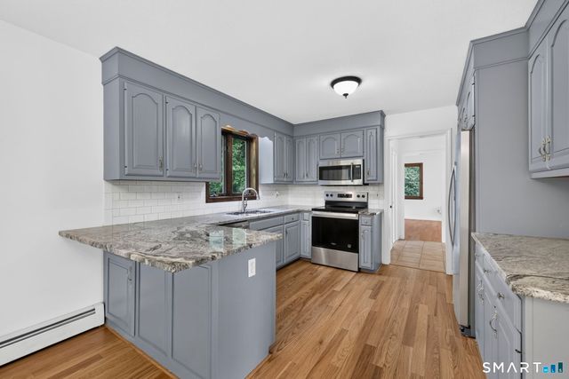 18 Old Parish Drive, South Windsor, CT 06074