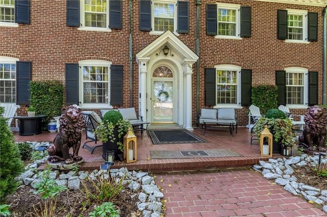 302 Cherry Street, Mount Airy, NC 27030